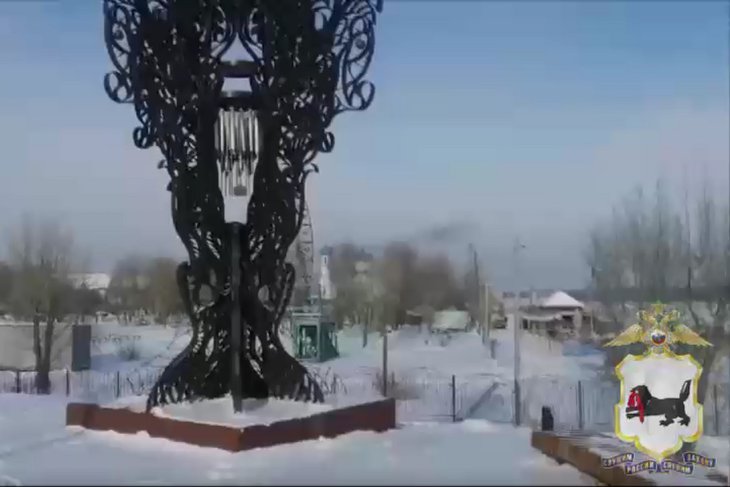Скриншот видео из телеграм-канала ГУ МВД России по Иркутской области