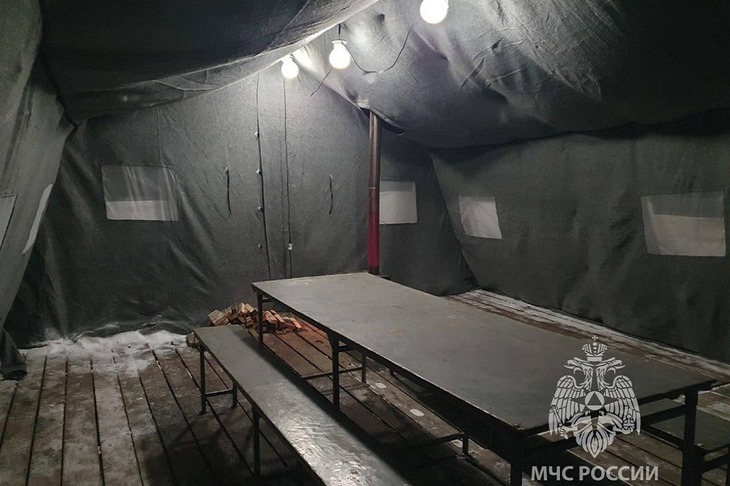Пункт обогрева. Фото пресс-службы ГУ МЧС России по Иркутской области