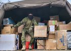 Посылки для бойцов. Фото пресс-службы правительства региона