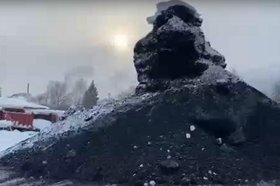 Уголь. Скриншот видео ГУ МВД России по Иркутской области