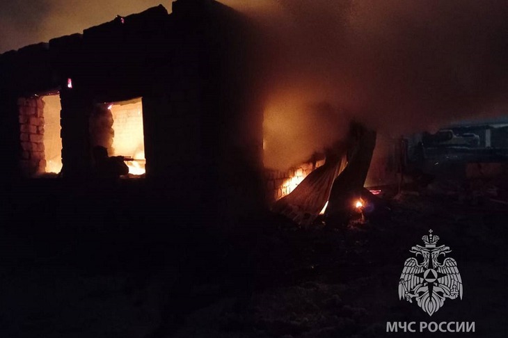 Пожар. Фото пресс-службы ГУ МЧС России по Иркутской области