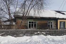 Дом, в котором произошел пожар. Фото СУ СК России по Иркутской области