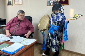 Костюм женщины-шамана. Фото предоставлено Олегом Боровским