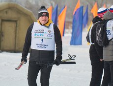 После открытия губернатор Иркутской области Игорь Кобзев присоединился к общему старту и пробежал дистанцию пять километров со всеми участниками гонки.