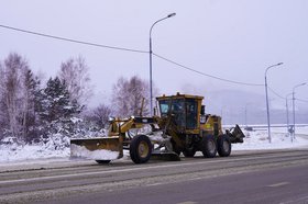 Уборка дорог от снега. Фото пресс-службы Упрдор «Прибайкалье»