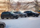 Машины на автостоянке. Фото Маргариты Романовой, IRK.ru