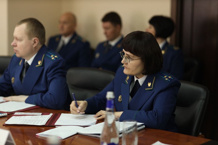 Работники прокуратуры. Фото ГП РФ по СФО