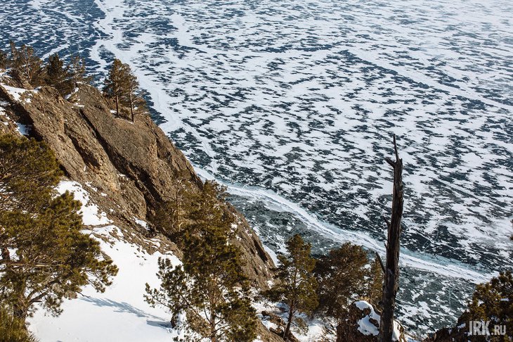Байкал зимой. Фото IRK.ru
