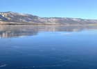 Байкальский лед в районе мыса Уюга. Фото Екатерины Емелиной, IRK.ru