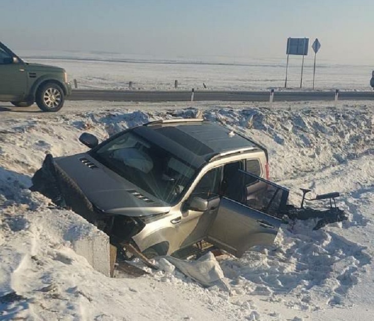 Авария в эхирит-Булагатском районе. Фото ГУ МВД России по Иркутской области