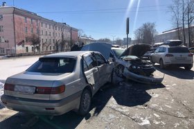 Массовое ДТП на улице Лермонтова 25 февраля. Фото ГУ МВД России по Иркутской области