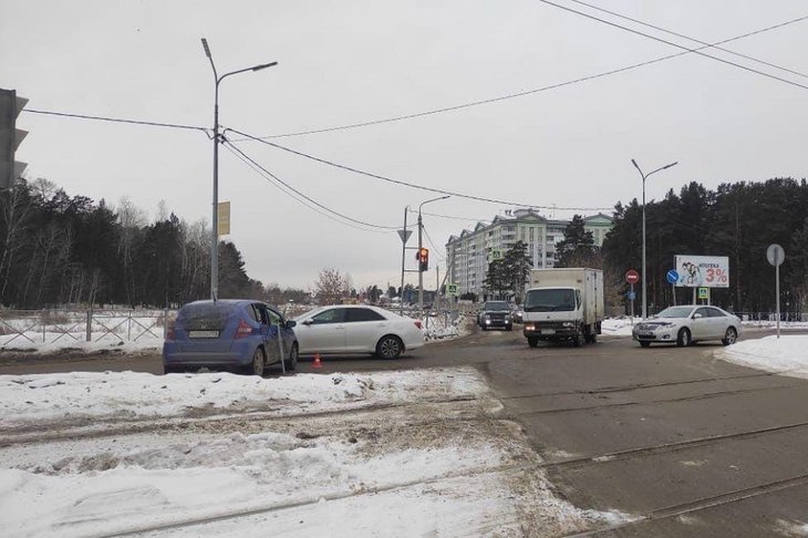 Место ДТП в Ангарске 20 февраля. Фото ГИБДД Иркутской области