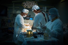 В операционной. Фото Маргариты Романовой из архива IRK.ru