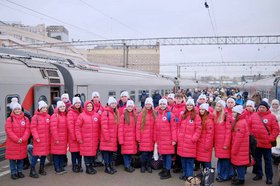 Школьники из Кировска. Фото из телеграм-канала депутата Госдумы РФ Сергея Тена