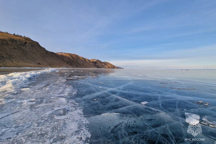 Байкал. Фото ГУ МЧС России по Иркутской области