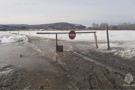 Ледовая переправа. Фото пресс-службы ГУ МЧС России по Иркутской области