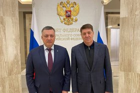 Игорь Кобзев, Андрей Шевченко. Фото с сайта правительства Иркутской области