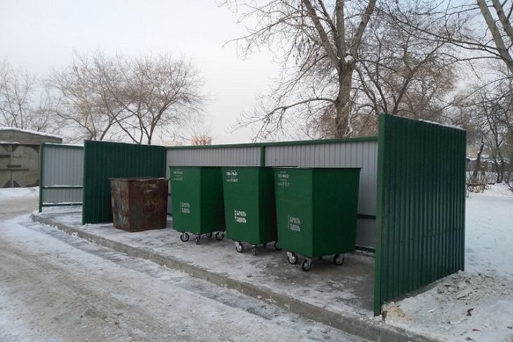 Мусорные контейнеры. Фото irkobl.ru