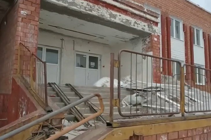 Ремонт больницы в Братске. Скриншот видео из телеграм-канала Игоря Кобзева