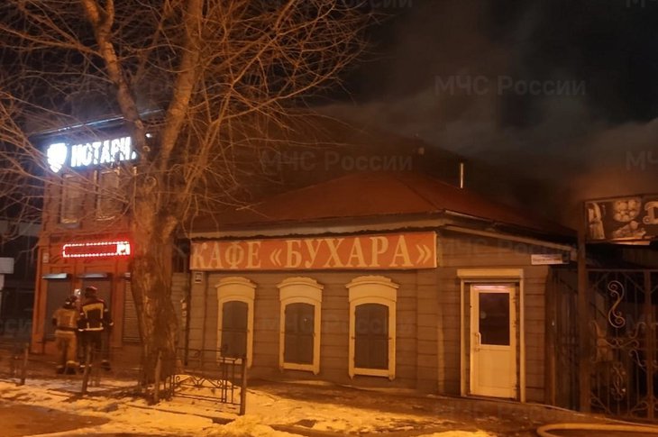 Горевшее кафе. Фото пресс-службы ГУ МЧС России по Иркутской области