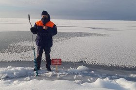 Лед на Байкале. Фото пресс-службы ГУ МЧС России по Иркутской области