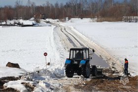Закрытая переправа. Фото пресс-службы ГУ МЧС России по Иркутской области Закрытая переправа. Фото пресс-службы ГУ МЧС России по Иркутской области