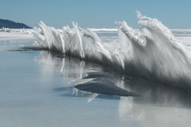 Байкальский лед. Фото Андрея Таничева