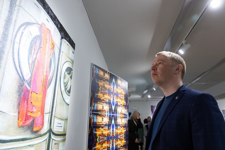 Выставка «Настоящее будущее». Фото Евгения Козырева