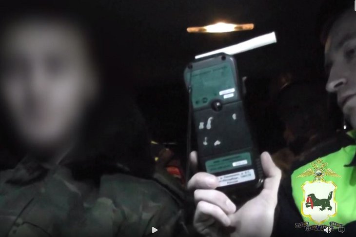Задержанный подросток. Скриншот видео пресс-службы ГУ МВД России по Иркутской области