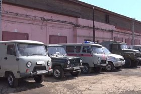 Автомобили. Скриншот видео из телеграм-канала Руслана Болотова