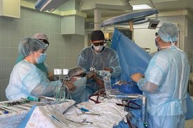 Операция. Фото пресс-службы правительства Иркутской области