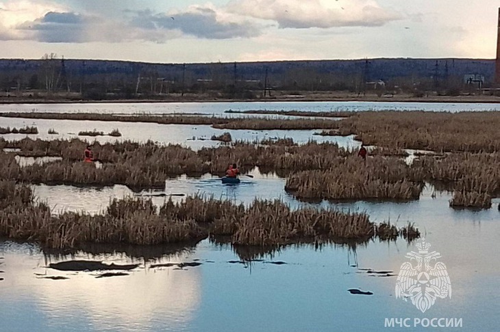 Спасение школьника. Фото пресс-службы ГУ МЧС России по Иркутской области