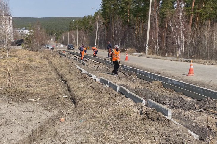 Ремонт дороги в Зеленом. Фото пресс-службы администрации Иркутска