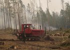 Тушение лесных пожаров. Фото пресс-службы правительства Иркутской области