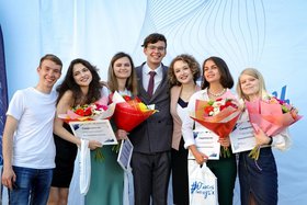 Победители конкурса в 2022 году. Фото министерства по молодежной политике Иркутской области