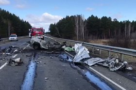 Место аварии. Фото пресс-службы ГУ МВД России по Иркутской области