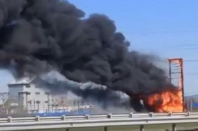 Пожар. Скриншот видео из телеграм-каната «Вести-Иркутск»