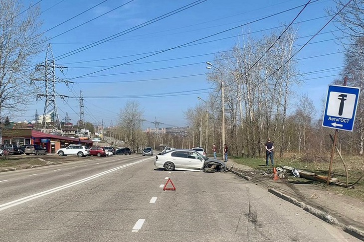 Авария на Старо-Кузьмихинской. Фото пресс-службы ГУ МВД России по Иркутской области