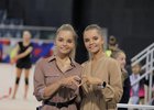Арина и Дина Аверины. Фото из группы «Арина и Дина Аверины | ОФК | Official Group» в соцсети «ВКонтакте»
