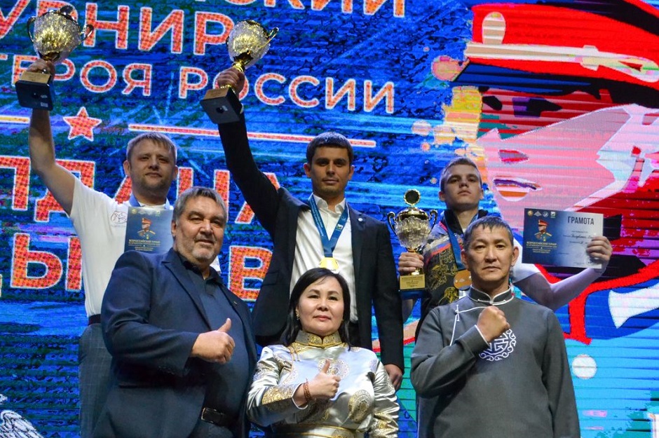 Родители Балдана Цыдыпова благодарят семью Мелкоступовых за организацию турнира в честь их сына