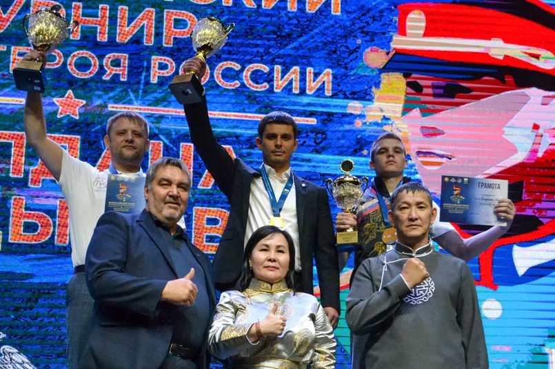 Родители Балдана Цыдыпова благодарят семью Мелкоступовых за организацию турнира в честь их сына