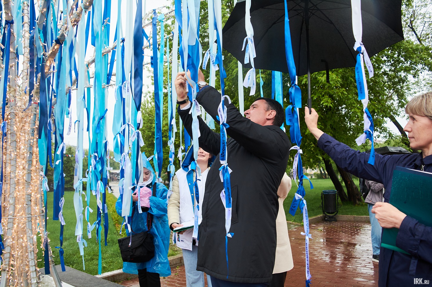 Одно из посланий оставил глава города: «Пожелал Иркутску добра и процветания».