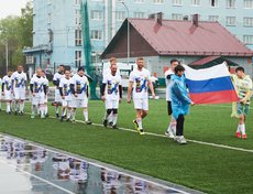 Празднование Дня города началось с товарищеских матчей по футболу между сборными Иркутска, Нинбо (Китайская Народная Республика) и Улан-Батора (Монголия).