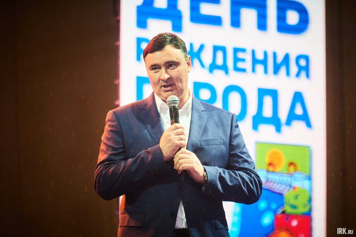 Руслан Болотов: «Мы решили сделать этот праздник ежегодным. Благодарю президента евразийской ассоциации этнодизайнеров Розу Михайловну Халтуеву за сохранение исконных сибирских традиций».