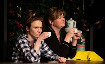 Дура и дурочка