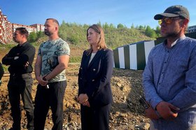 Татьяна Макаревич на встрече с жителями. Фото пресс-службы администрации Марковского МО