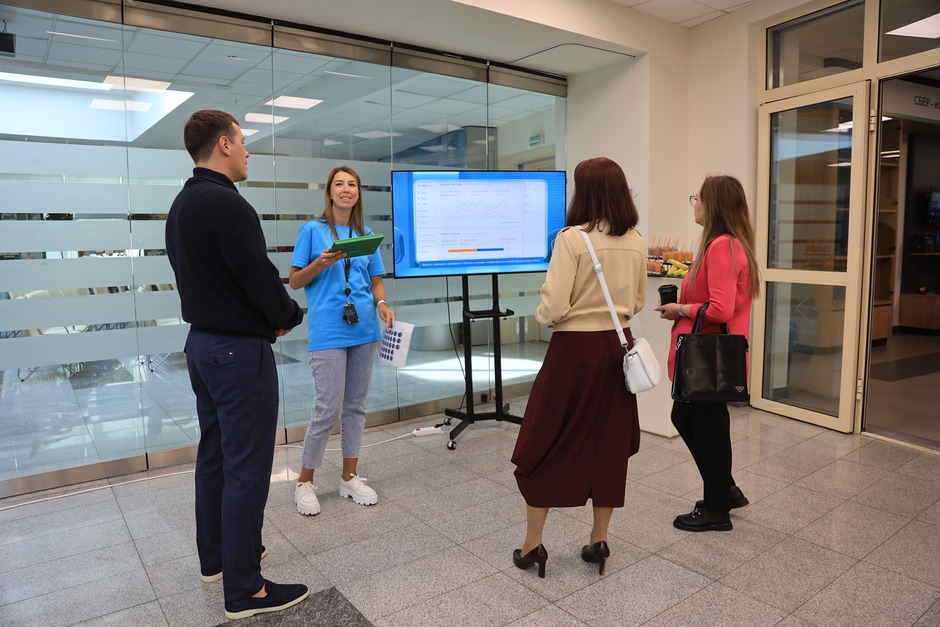 Гостей знакомили с технологиями и разработками банка, например, в сфере логистики