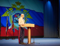 Анатолий Ситников: «Следственный комитет, ценя и уважая традиции защиты Отечества, самоотверженности и преданности Родине, организовал и проводит патриотическую акцию — эстафету памяти „Россия — страна героев“».