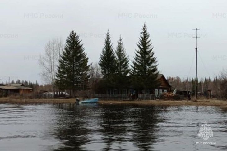 Паводок в Катангском районе. Фото пресс-службы ГУ МЧС России по Иркутской области