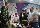Игорь Кобзев в спортивно-молодежном центре Усть-Илимска. Фото пресс-службы правительства Иркутской области
